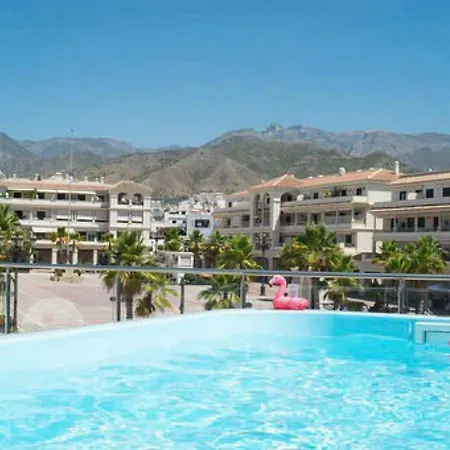 2 Gran8nerja Apartment *
